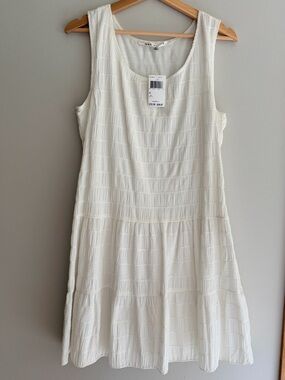 Max Studio White Textured Sleeveless Mini Dress